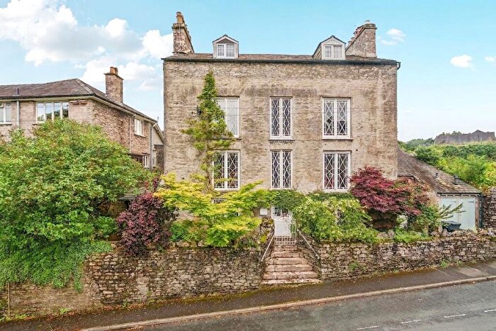 5 Bedroom Semi-Detached House For Sale In Mount Pleasant, Kendal, LA9
