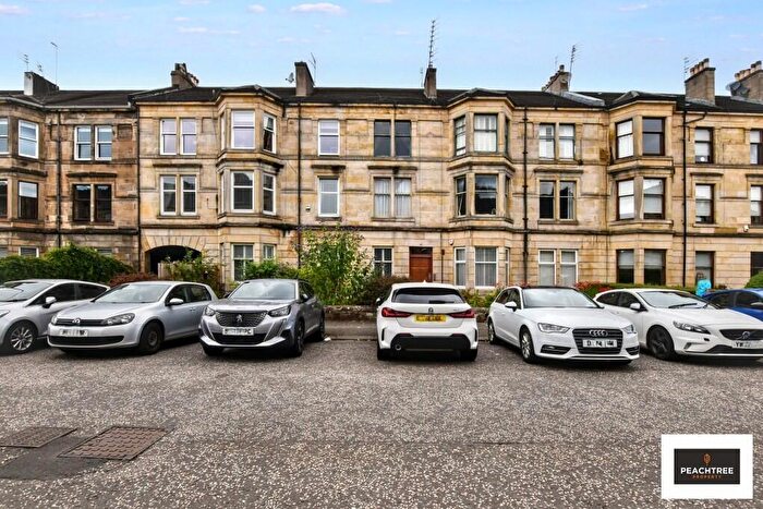 3 Bedroom Flat For Sale In Greenlaw Avenue, Paisley, PA1