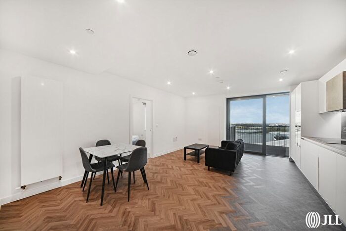 Studio To Rent In Makers Yard, London, E3