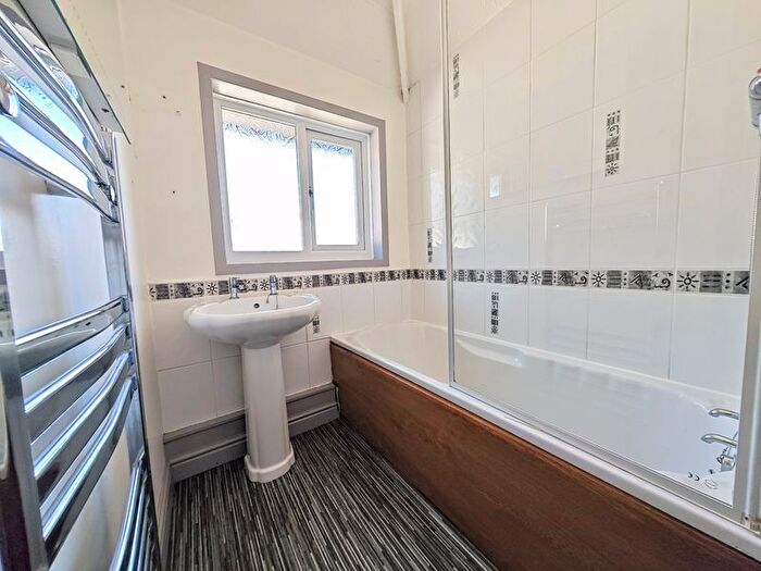 3 Bedroom End Of Terrace House For Sale In Lingmoor Way, Carlisle, CA1