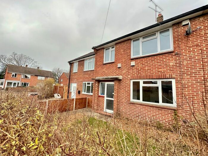 3 Bedroom Semi-Detached House To Rent In Mayfield Road, Camberley, GU15