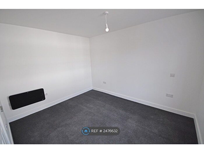 1 Bedroom Flat To Rent In Queens Road, Nuneaton, CV11