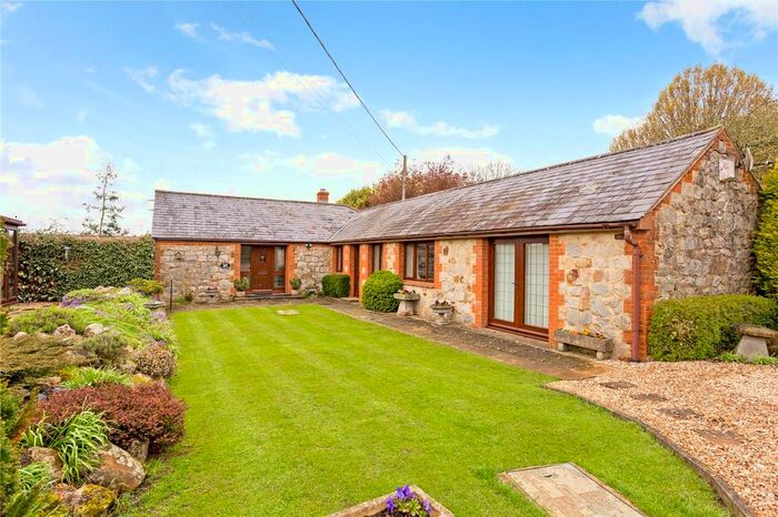 2 Bedroom Bungalow For Sale In Lockeridge, Marlborough, Wiltshire, SN8