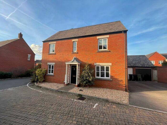 3 Bedroom House To Rent In Voyager Close, Stoke Gifford, Bristol, BS34