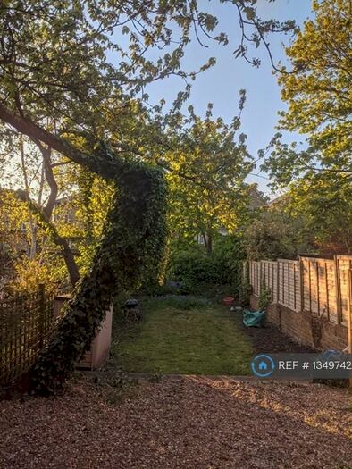 2 Bedroom Flat To Rent In Tressillian Road, London, SE4