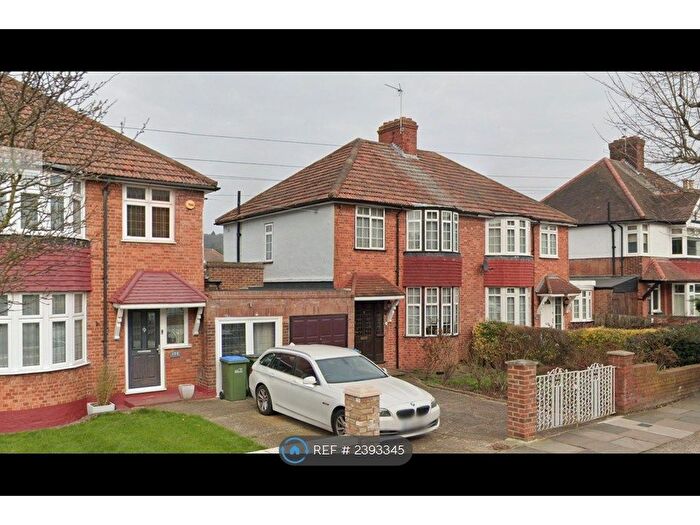 4 Bedroom Semi-Detached House To Rent In Greenvale Road, London, SE9