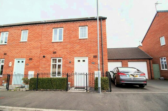 3 Bedroom Semi-Detached House To Rent In Goetre Fawr, Radyr, CF15