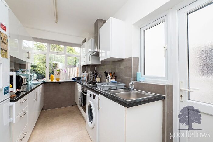 5 Bedroom Semi-Detached House To Rent In Grasmere Avenue, London, SW19