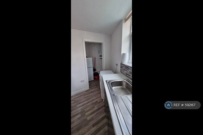 1 Bedroom Flat To Rent In Marlborough Road, Gillingham, ME7