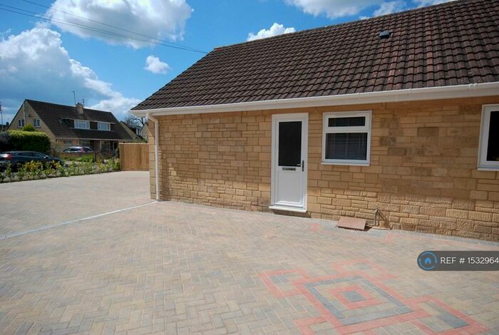 1 Bedroom Bungalow To Rent In Cleveland Gardens, Trowbridge, BA14