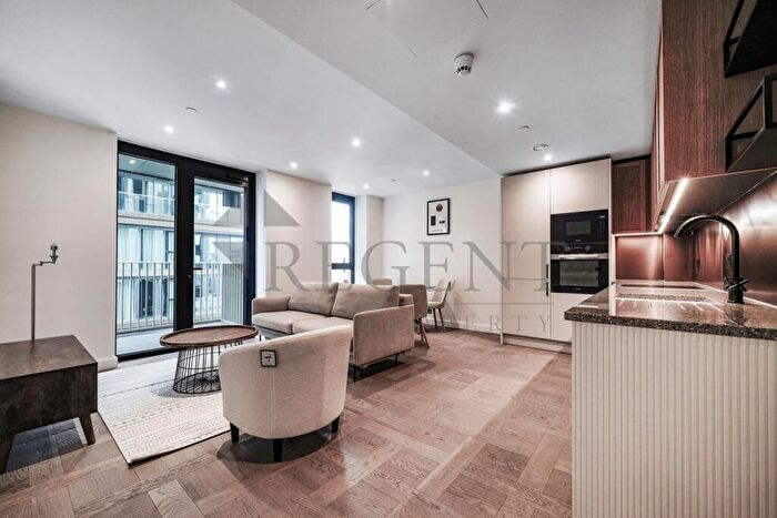 2 Bedroom Apartment To Rent In Saffron Wharf, Merino Gardens, E1W