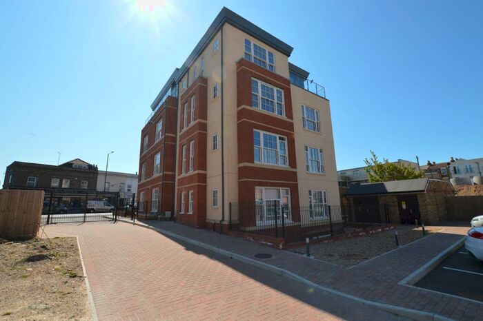 2 Bedroom Penthouse To Rent In Margate, CT9