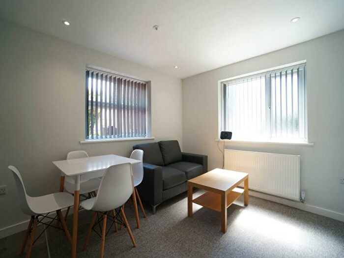 2 Bedroom Apartment To Rent In Deiniol Road, Bangor, LL57