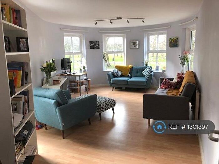 2 Bedroom Flat To Rent In Riseholme Court, London, E9