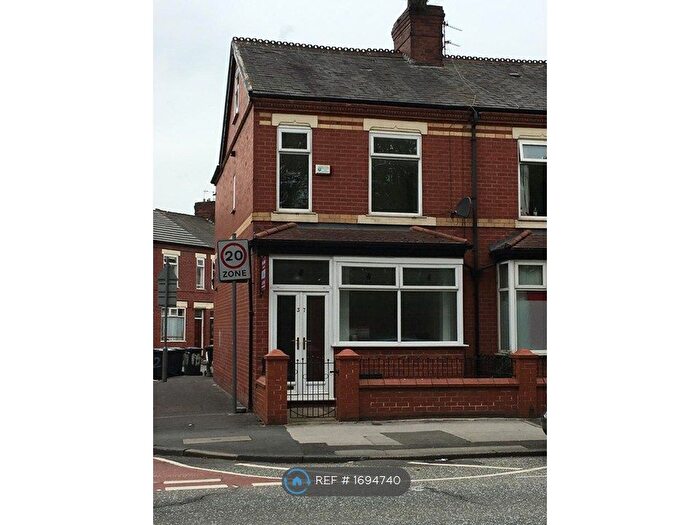 4 Bedroom Terraced House To Rent In Littleton Road, Salford, M6