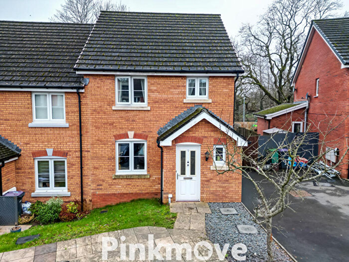 3 Bedroom End Of Terrace House For Sale In Thorncliffe Road, St. Dials, Cwmbran, NP44