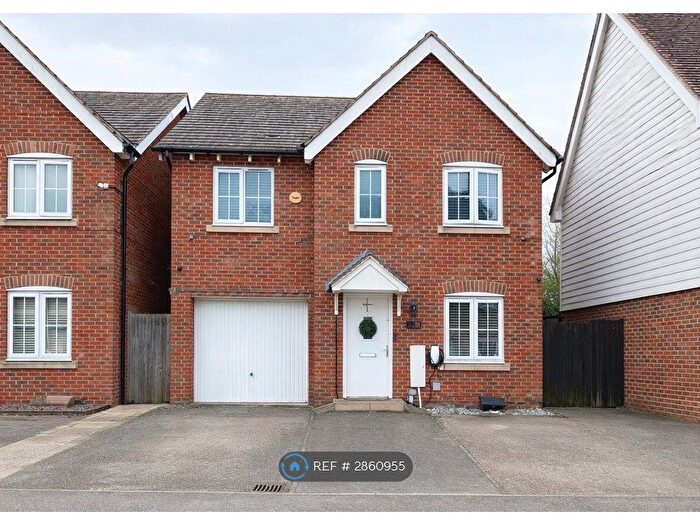4 Bedroom Detached House To Rent In Easton Drive, Sittingbourne, ME10
