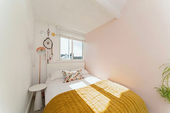 1 Bedroom Flat For Sale In Lancaster Road, Brighton, BN1