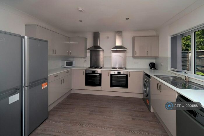 6 Bedroom End Of Terrace House To Rent In Conygre Grove, Filton, Bristol, BS34