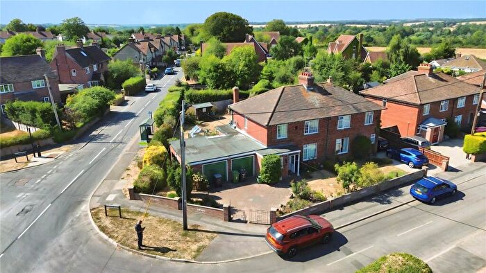 3 Bedroom Semi-Detached House For Sale In Harold Road, Kintbury, Hungerford, Berkshire, RG17