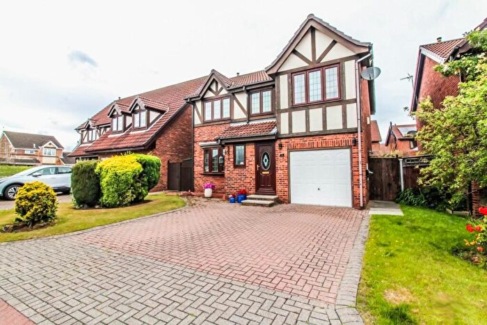 4 Bedroom Detached House For Sale In Lydcott, Teal Farm, Washington, NE38