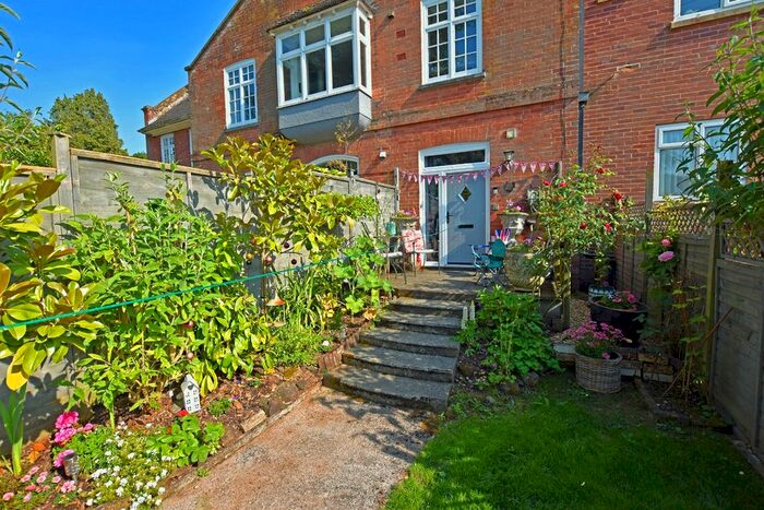 2 Bedroom Flat For Sale In The Drive, Farringdon, Exeter, EX5