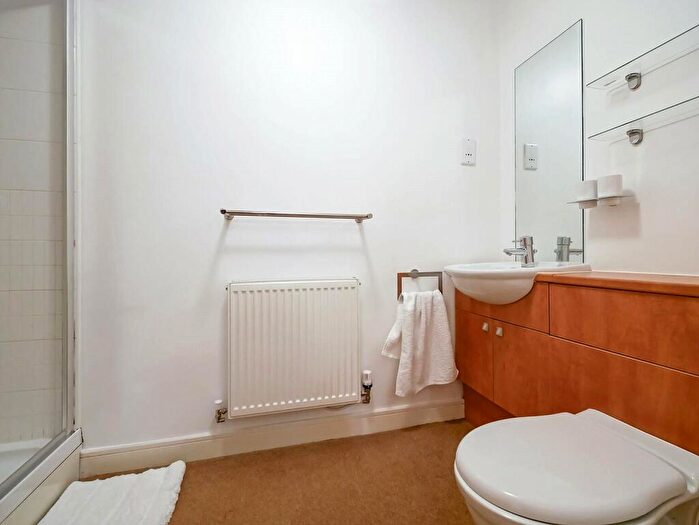 3 Bedroom Terraced House For Sale In Craigend Close, Anniesland, Glasgow, G13