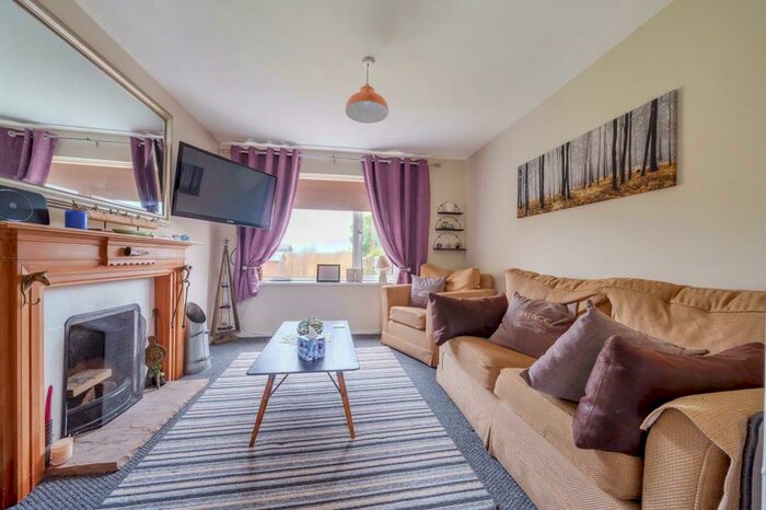 3 Bedroom Semi-Detached House To Rent In Over Norton, Oxfordshire, OX7