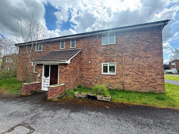 Studio To Rent In Brackenwood Mews, Wilmslow, Cheshire, SK9