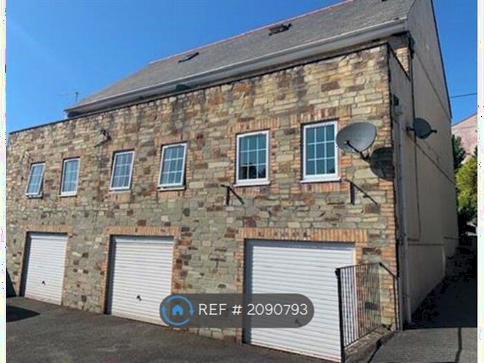1 Bedroom Flat To Rent In Berrycombe Road, Bodmin, PL31