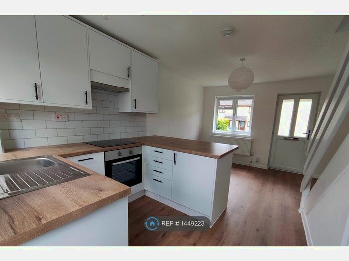 1 Bedroom Terraced House To Rent In Beaumont Grove, Aldershot, GU11