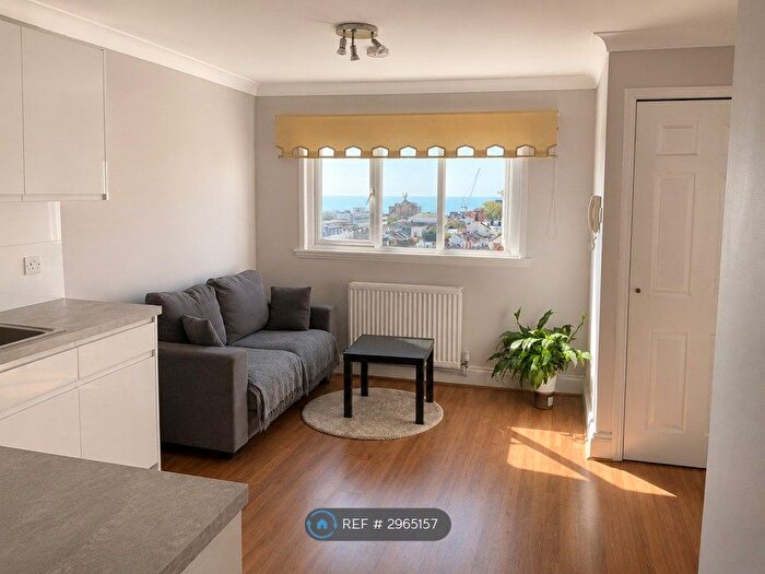 1 Bedroom Flat To Rent In Guildford Road, Brighton, BN1
