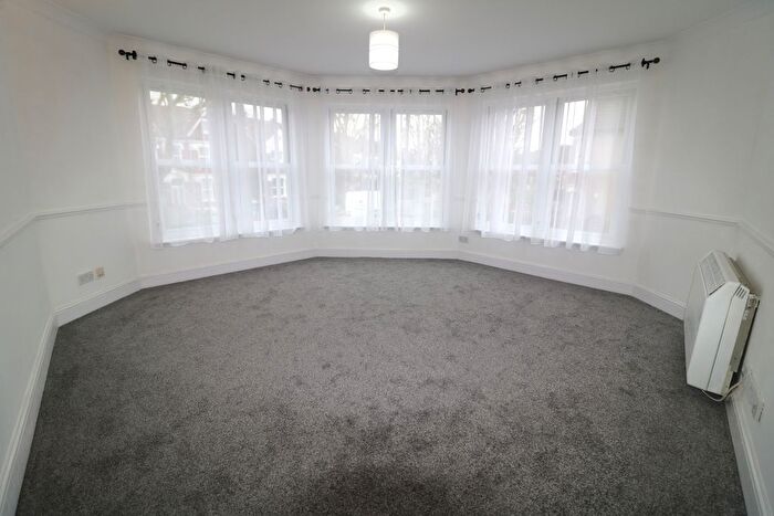 2 Bedroom Flat To Rent In Canadian Avenue, London, SE6