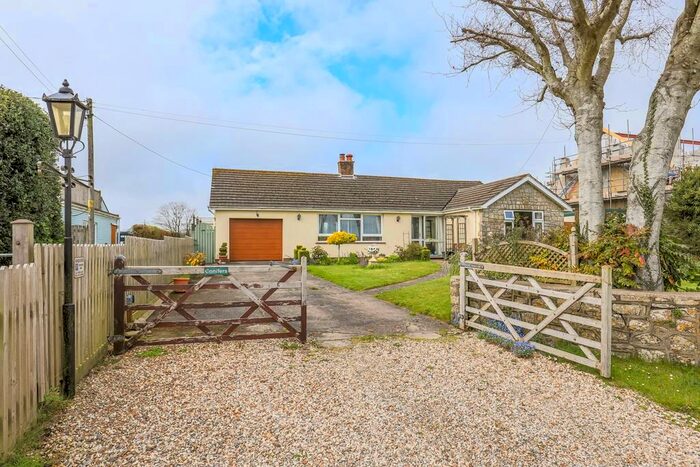3 Bedroom Detached Bungalow For Sale In Sigingstone, Cowbridge, Vale Of Glamorgan, CF71