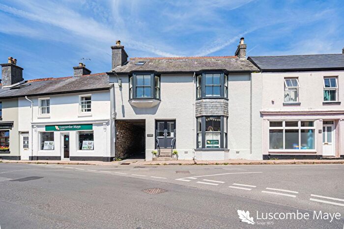2 Bedroom End Terrace House For Sale In Fore Street, South Brent, TQ10