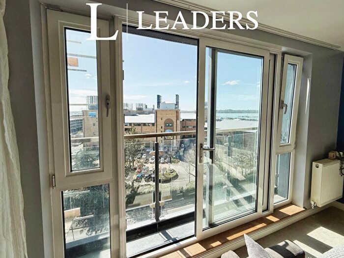 2 Bedroom Apartment To Rent In Sapphire Court, Ocean Village, Southampton, SO14