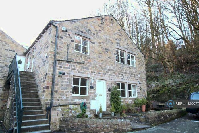 2 Bedroom Flat To Rent In Holmfirth, Holmfirth, HD9