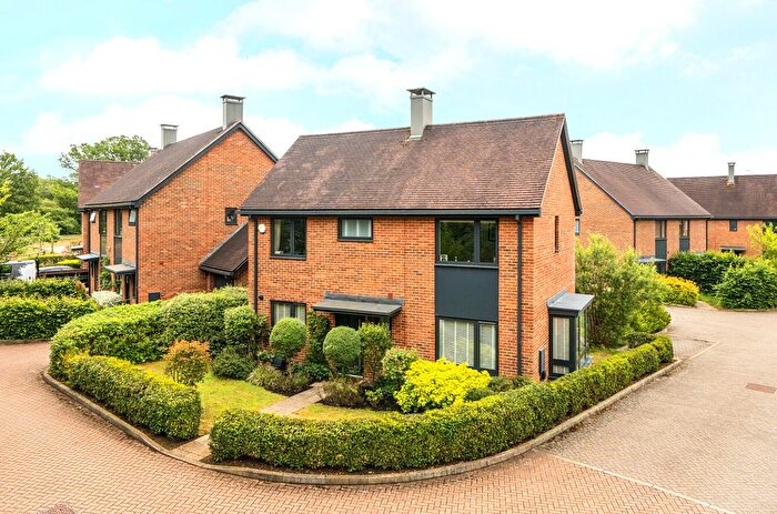 3 Bedroom Detached House For Sale In Dunsfold, Godalming, Surrey, GU8