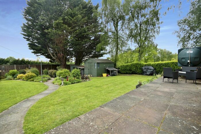 4 Bedroom Detached Bungalow For Sale In Wacton Road, Forncett St. Peter, Norwich, NR16