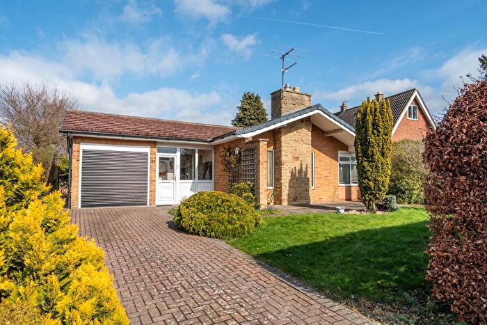 3 Bedroom Bungalow For Sale In Springfield Road, Upper Poppleton, York, YO26