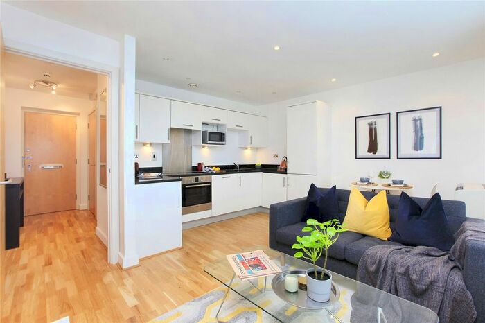1 Bedroom Flat To Rent In The Latitude, Clapham Common South Side, Clapham South, London, SW4