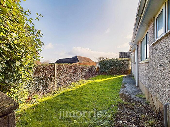 4 Bedroom Detached Bungalow For Sale In Penbanc, Fishguard, SA65