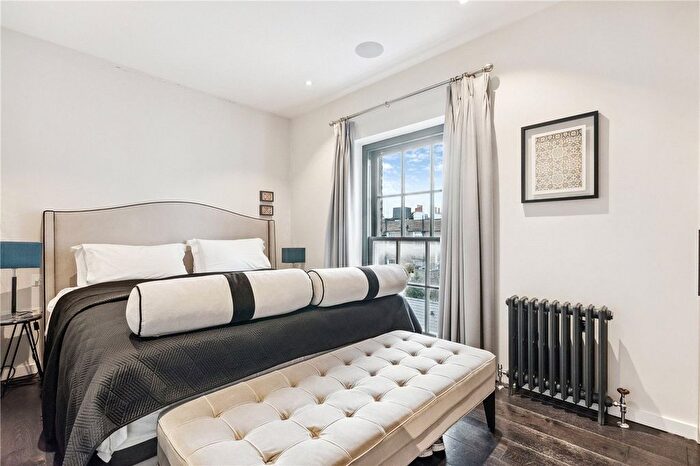 2 Bedroom Flat For Sale In Fulham Road, London, SW10