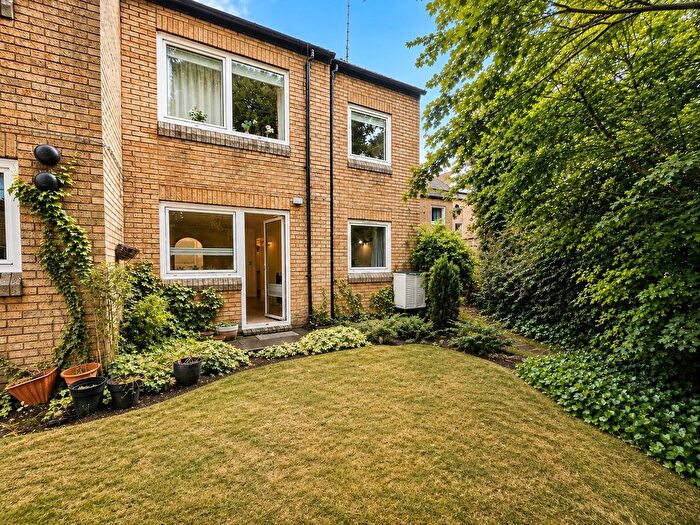 1 Bedroom Maisonette To Rent In Mount Hermon Road, Woking, Surrey, GU22