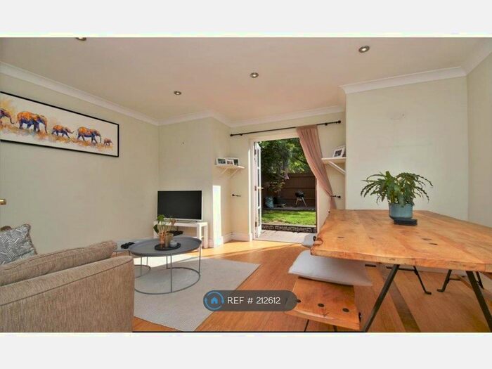 3 Bedroom Terraced House To Rent In Cressingham Road, London, SE13