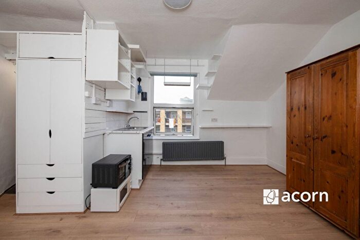 1 Bedroom Studio To Rent In Oswin Street, London, SE11