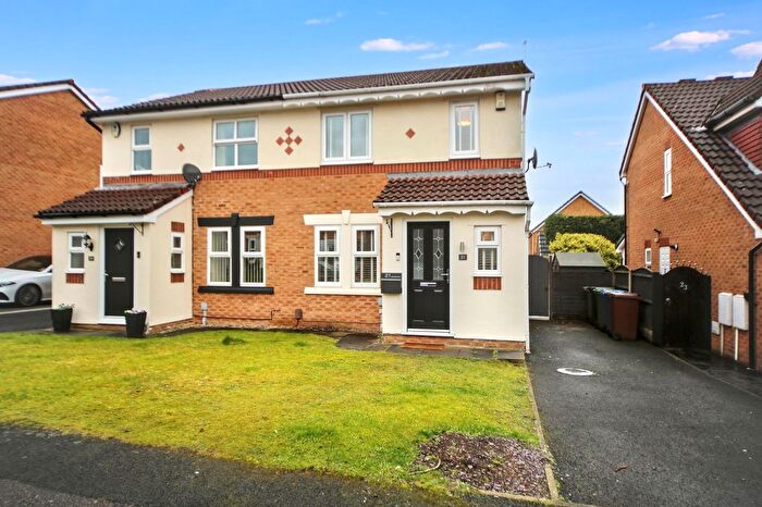 3 Bedroom Semi-Detached House For Sale In Newhouse Drive, Winstanley, WN3