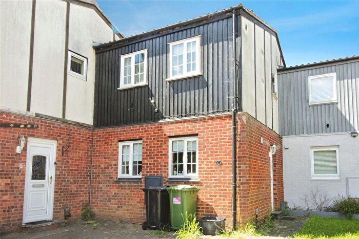 3 Bedroom Terraced House To Rent In Oakdene Road, Pitsea, Basildon, SS13