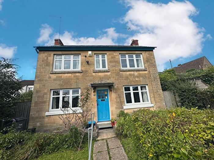 3 Bedroom Property To Rent In Monkton Hill, Chippenham, SN15