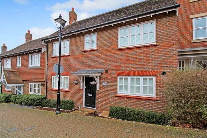 3 Bedroom Terraced House To Rent In Middle Village, Haywards Heath, RH16